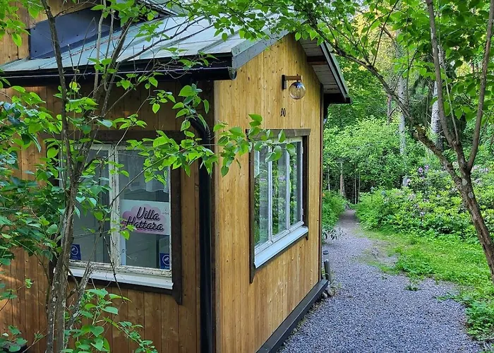 Hattara - A On The Shore Of A Rapid Vila Nukari